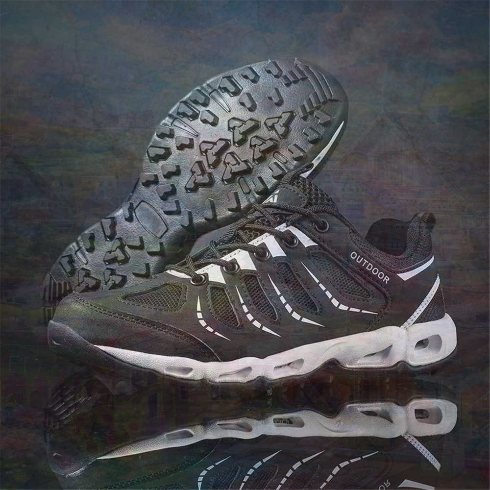 Sumer Round Tip Silver Sneaker - Camp Cutting Board 评论和价格