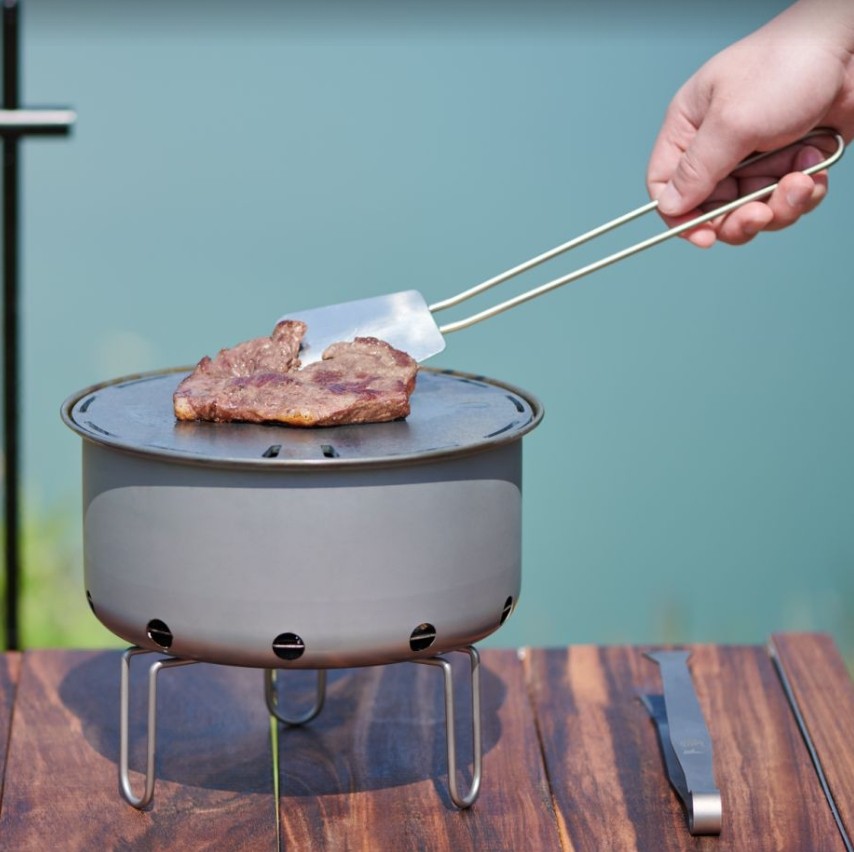 Outdoor Titanium Portable Flat - Camping Cooking Table With Windshield 评论和价格
